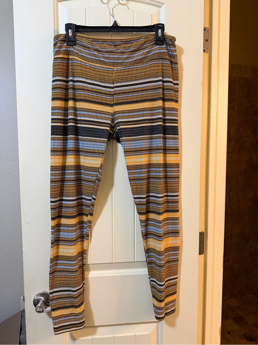 Women's Striped Knit Leggings - Yellowish Orange /Black